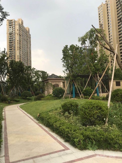 嘉兴房产网>嘉兴二手房>海宁二手房>长安镇二手房>侨福逸品福邸>488