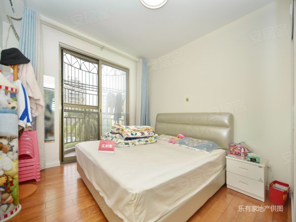 鸿昌花园3室2厅2卫99.68㎡东北0万