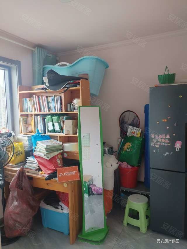 岳家湖公馆3室2厅1卫101㎡南北61万