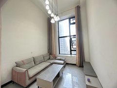 地铁口 loft两室 可短租 近吾悦广场 民水民电 拎包入住