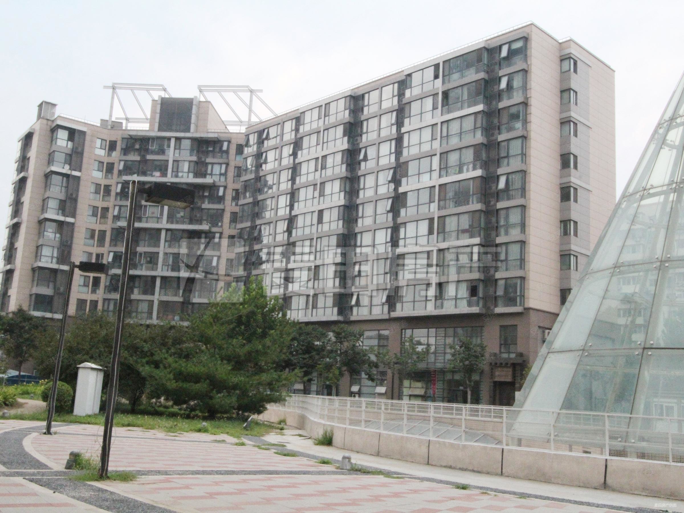 望京桥四环边高层南北观景大跃层