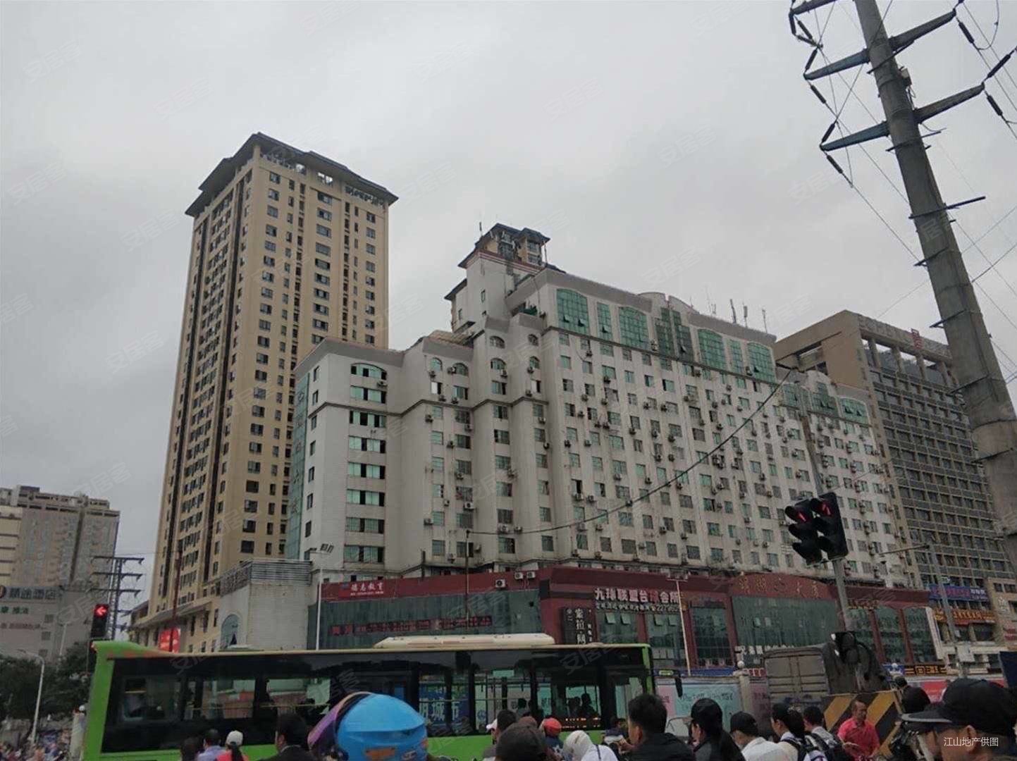 明湖大厦3室2厅1卫106.55㎡南北63万