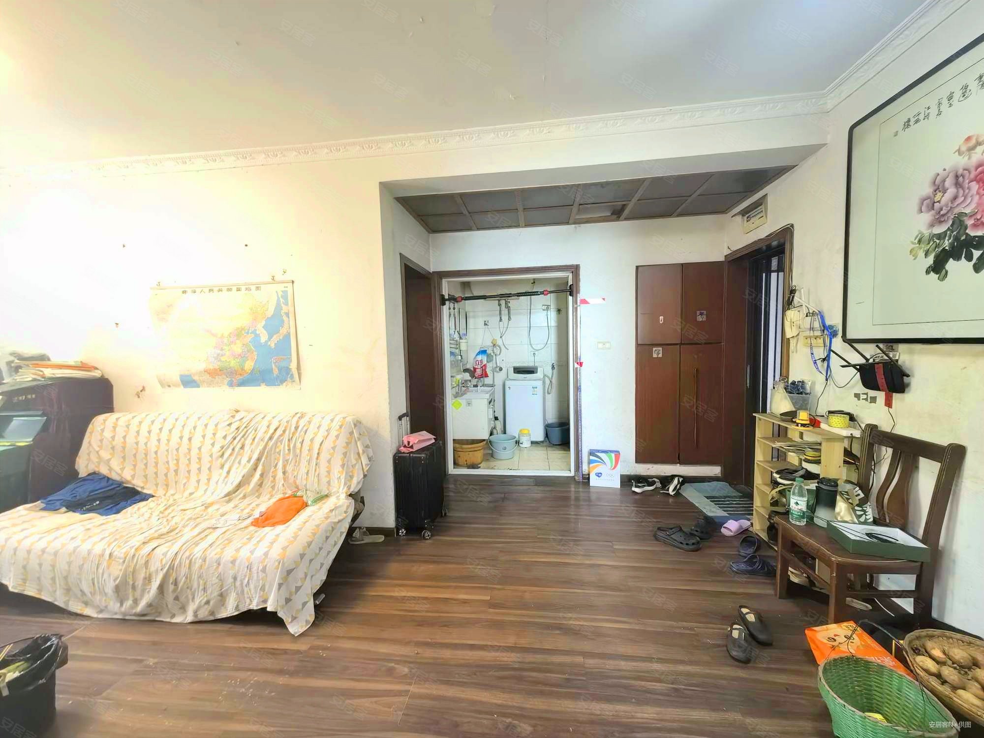 青山区29街坊2室2厅1卫72㎡南北58万