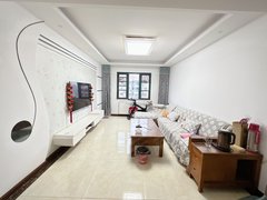 武汉汉阳七里庙地铁口的3室 非常漂亮 拎包入住 房东人好出租房源真实图片