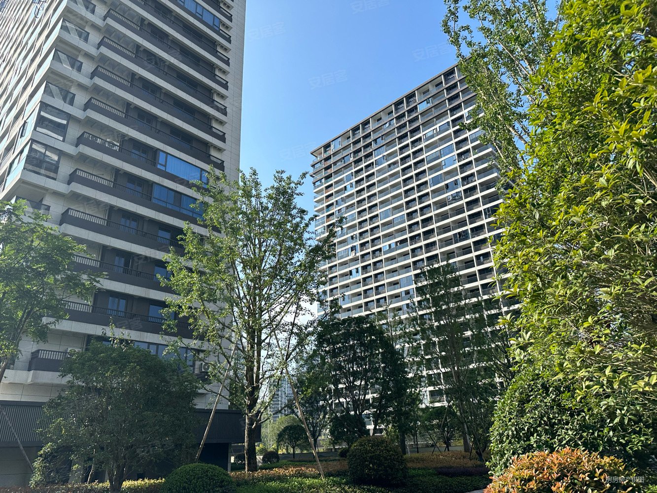 南樾府,地上集团品质,双地铁口,楼层佳,边套全明