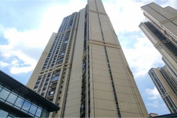 佛山二手房 万科悦都荟 > 刘旭解读万科悦都荟小区设施中安地产万达店