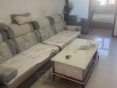 七台河茄子河茄子河区医院新东方A区6楼，70平，两室一厅，年租7500，可短租月租出租房源真实图片