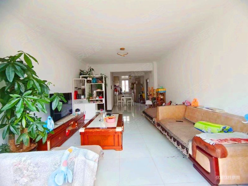 广基馨悦尚居4室2厅2卫133.2㎡南北150万