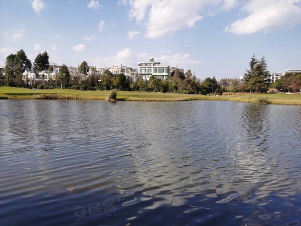 昆明西山滇池度假区滇池卫城微风岛滇池卫城微风岛 五室两厅四卫 精