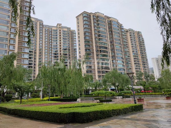 兰州安宁十里店景园盛世华都师大附中旁 两居室整租3500元每月景园