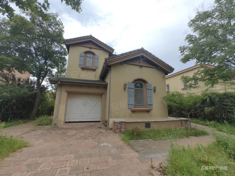 带装修独栋别墅 大院一亩多  温泉入户 个人好房