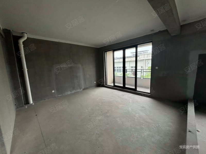 三间朝南,,绿创珀悦湾(别墅)二手房,335万,5室2厅,3卫,309平米-宁波