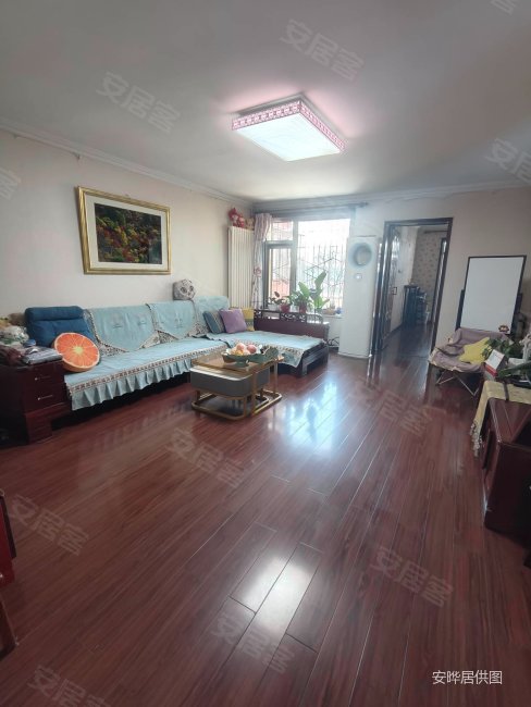 杜家坎环岛南 东山坡三里 100平2室2厅 可大谈 满五