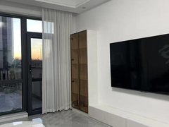 通化梅河口城区盛世江南一楼带花园87平两室一厅，年租2万1包取暖物业出租房源真实图片