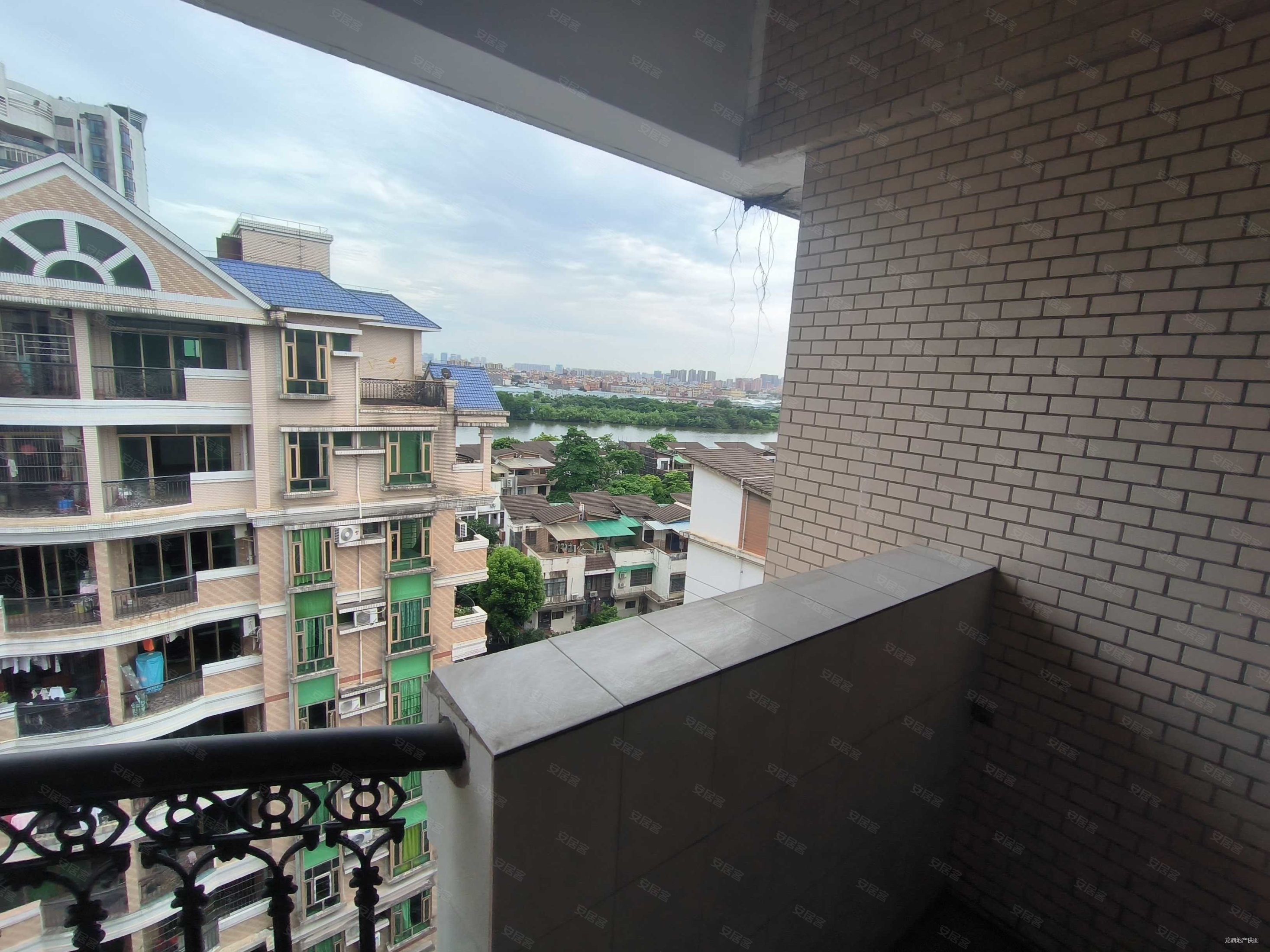 黄岐名雅花园新出房源复式179平4房两厅满2年南向