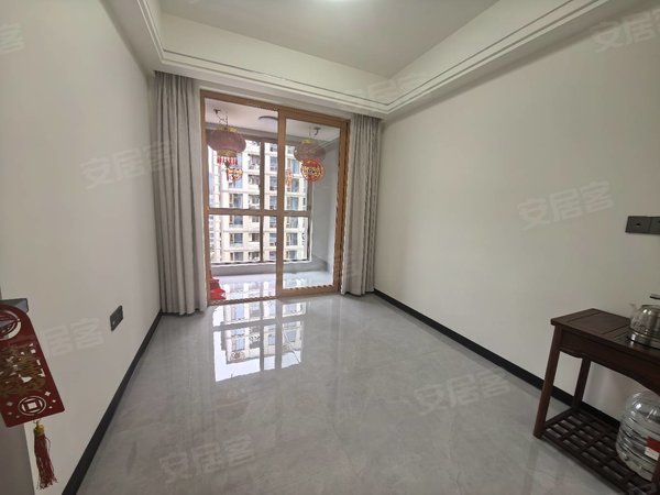 金华东阳横店秦王公馆秦王公馆四室两厅两卫精装，民水民电拎包入住包物业出租房源真实图片