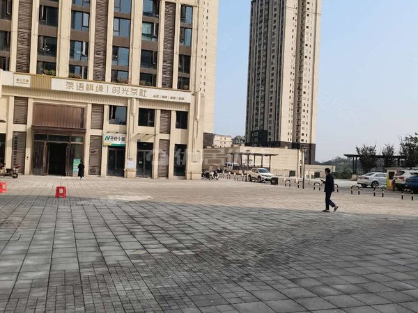 【多图】荣盛城观云郡(商住楼),九宫庙租房,万达旁精装两房家电齐全