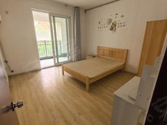 常州溧阳城中濑江新城有三室一厅一厨一卫1300一个月 出租房源真实图片