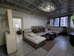 北京路中段，四室一厅整租才900一个月，楼层不高。