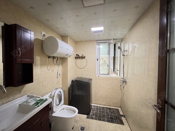 金华东阳横店玫瑰星城2600一月玫瑰星城精装两房有超大阳台随时看房出租房源真实图片