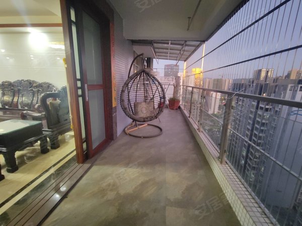 河源源城源城城区华达凯旋城市中心万隆城旁,大平层中式风装修出租