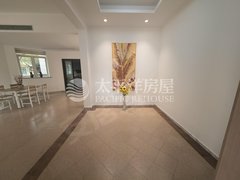 上海浦东高行独栋别墅可做工作室，近地铁12号线，自带车位，大花园出租房源真实图片