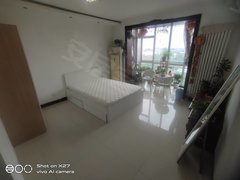 北京丰台大红门地铁角门东10号线 朝南卧室带阳台 市政供暖 有电梯 随时入出租房源真实图片