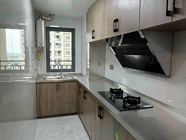 苏州太仓娄东丽景嘉园丽景佳苑2室2厅1卫精装修2800包物业费家具齐全