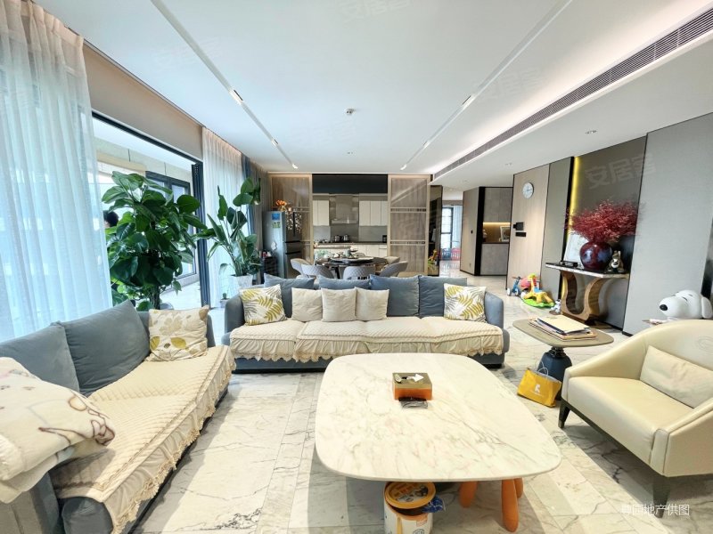 一环中心豪宅逸天峰大平层 一梯一户端头房 大横厅宽幅阳台