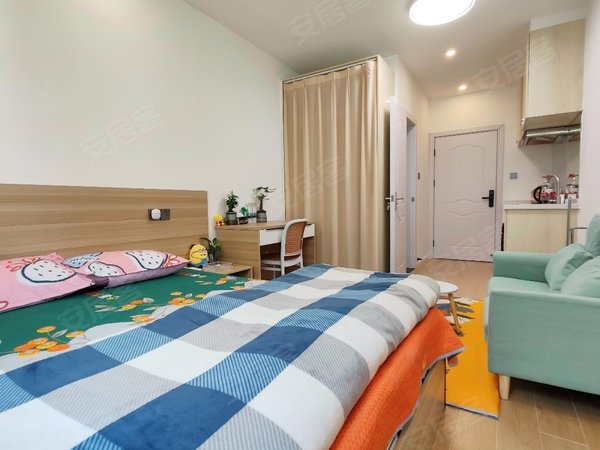 上海浦东前滩凌兆人才公寓房东直租,首月租金减半,整租一居室.