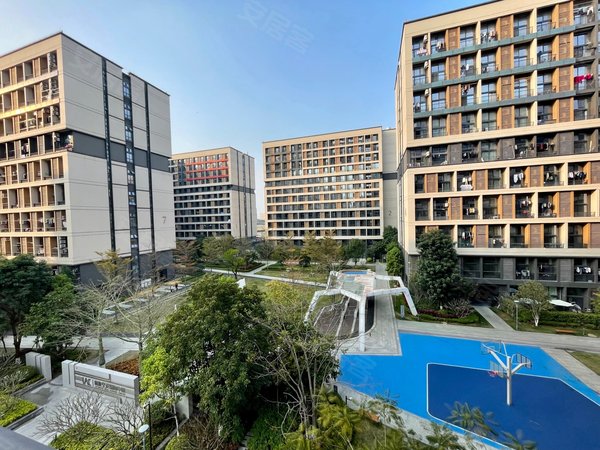 【多图】绿地空港国际中心,镜湖大道租房,(一楼带花园)绿地空港国际