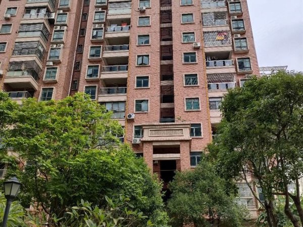 江门蓬江北新嘉悦名都名校1号江侨路嘉悦名都五楼118方简装4房不靠马路租1400元出租房源真实图片