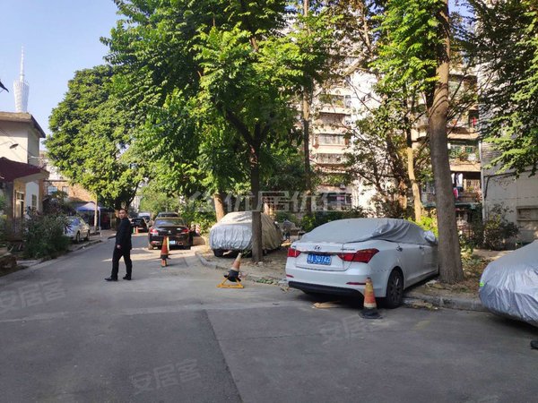 【多图】赤岗一街小区,赤岗租房,赤岗一街 2居室 58平 押二付一 电梯