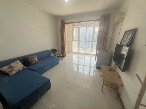 【多图】龙园小区,经十路高新段租房,出门步行到舜泰 可以短租 有车位