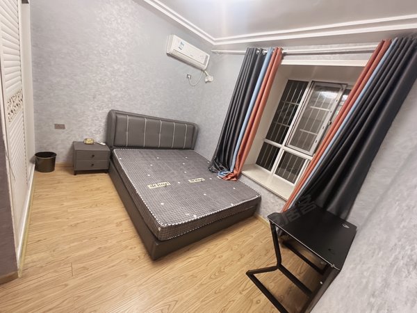 六安裕安裕安万达广场月亮岛小区一手房源月亮岛万达华府六州首府富安新城4室3室单间独卫皖西学出租房源真实图片