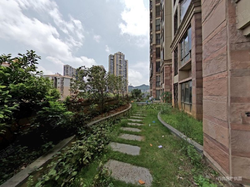 柳南万达旁魅力首座带100露台电梯4房看房方便