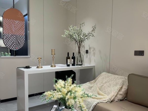 徐州铜山久隆凤凰城颐居隐山观湖B1区可月付短租 铜山万达 安全谷 千禧城 娇山湖 隐山观湖拎包住出租房源真实图片