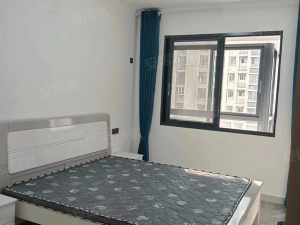 宜春万载万载城区锦江御景南区五小旁,锦江御景电梯三房,全新精装