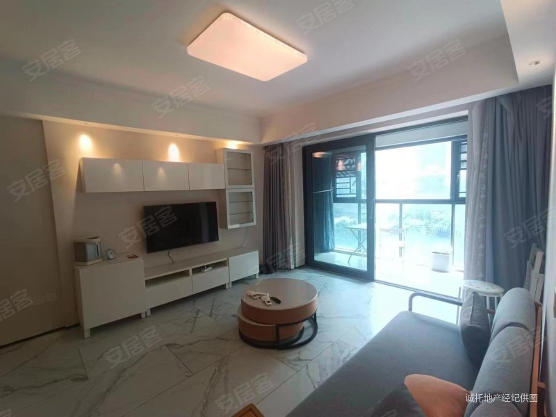 满京华云晓公馆 临地铁 满五   西南户型 精装好房 小三居