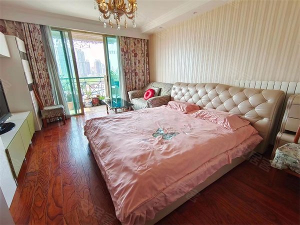 上海长宁中山公园兆丰苑中山公园 电梯高区 紧临地铁隆德路站 一室一