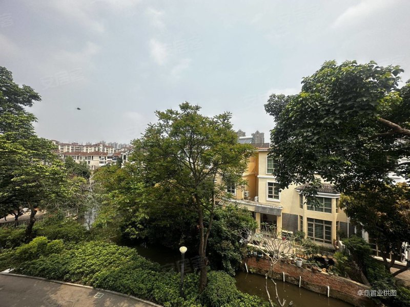 蓝波湾(别墅)低密度社区 联排别墅187平260万急售