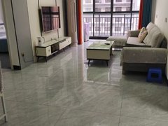 防城港港口桃花湾广场非常漂亮的两房，客厅有空调，看房联系出租房源真实图片