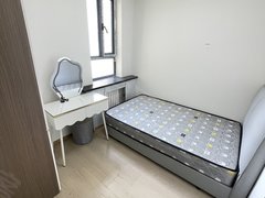 乌鲁木齐沙依巴克珠江路押金三百一月起租新疆大学珠江路百商百乐地王鞋城水上乐园炉院街出租房源真实图片