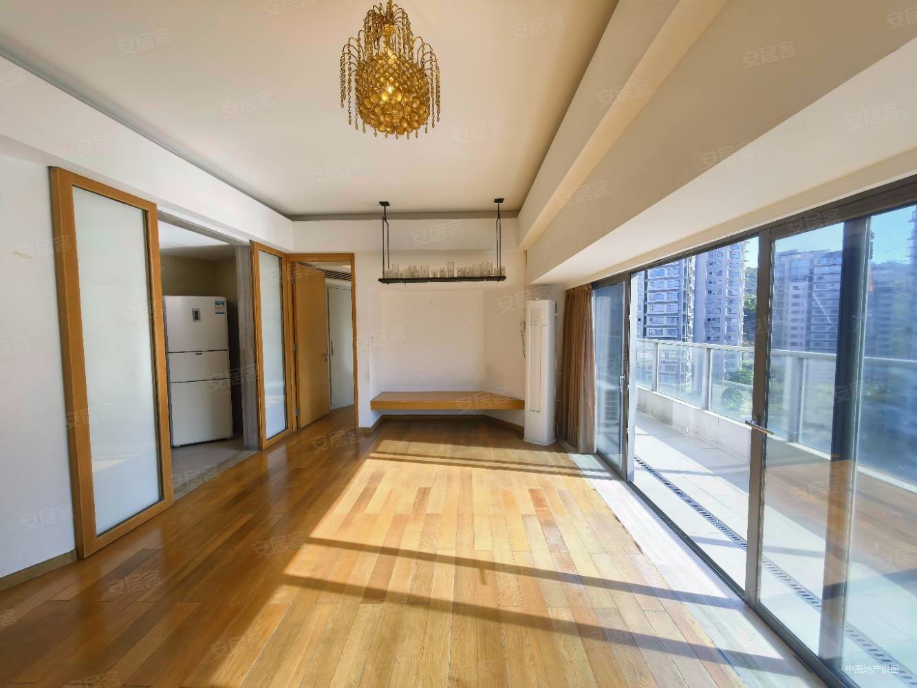 十五峯花园3室2厅2卫87.29㎡南760万