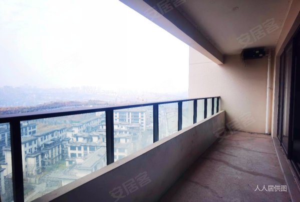 北京城建龙樾生态城樾中府4室2厅2卫156.87㎡南158万