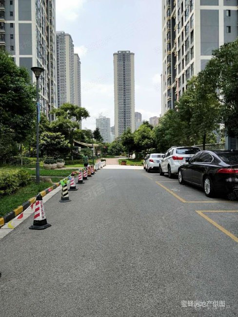 天怡峰景小区3室12932平售房