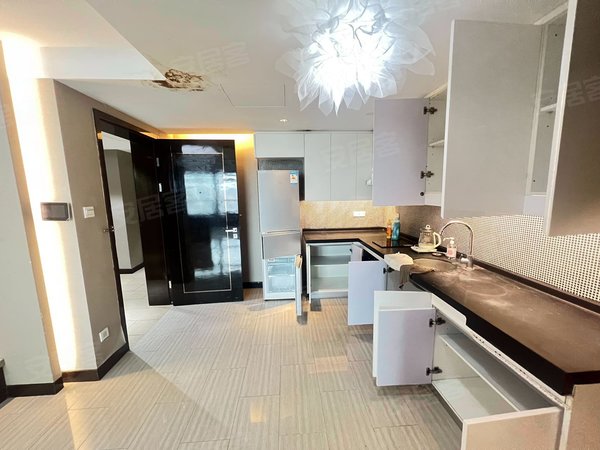 世贸市中心百方广场旁 海航国际广场b座 可办公住家出租房源真实图片