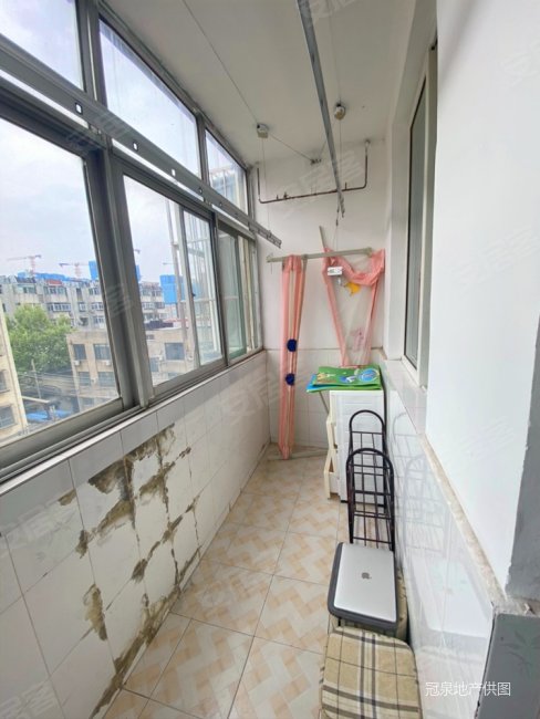 梁府小区 正规两室一厅 南北通透两室朝阳 交通便利大明湖地铁