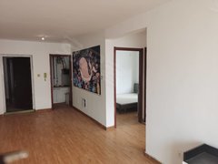 出租荣川沁园，75平米两居室简单装修