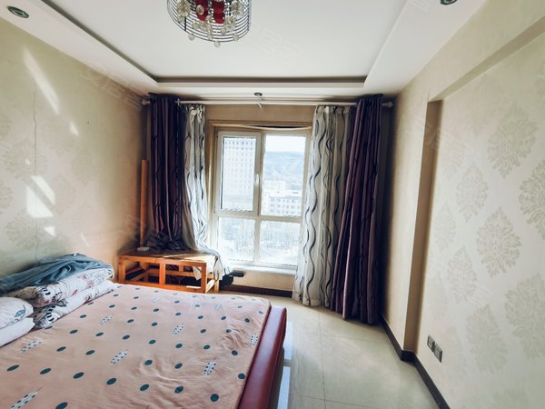 新区租房,城西区 西川南路三无山水文园一期精装两室随时看房拎包入住